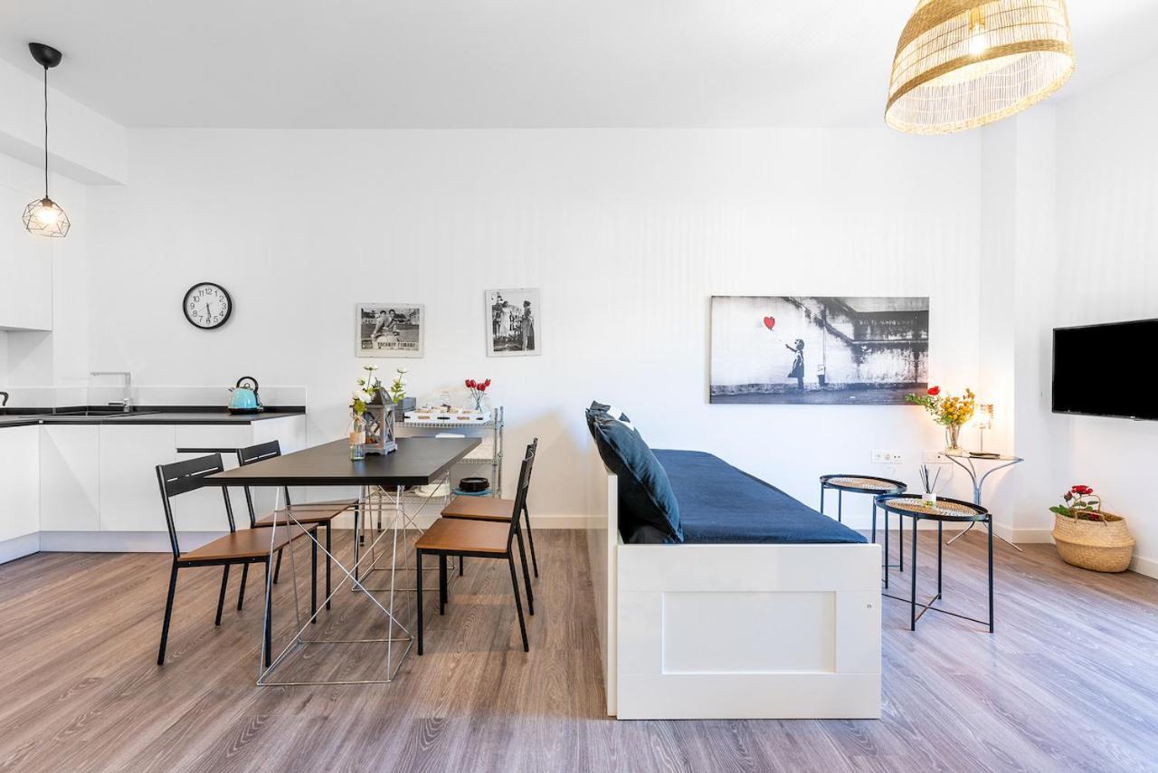 Apartamento Don Rodrigo Малага Екстериор снимка